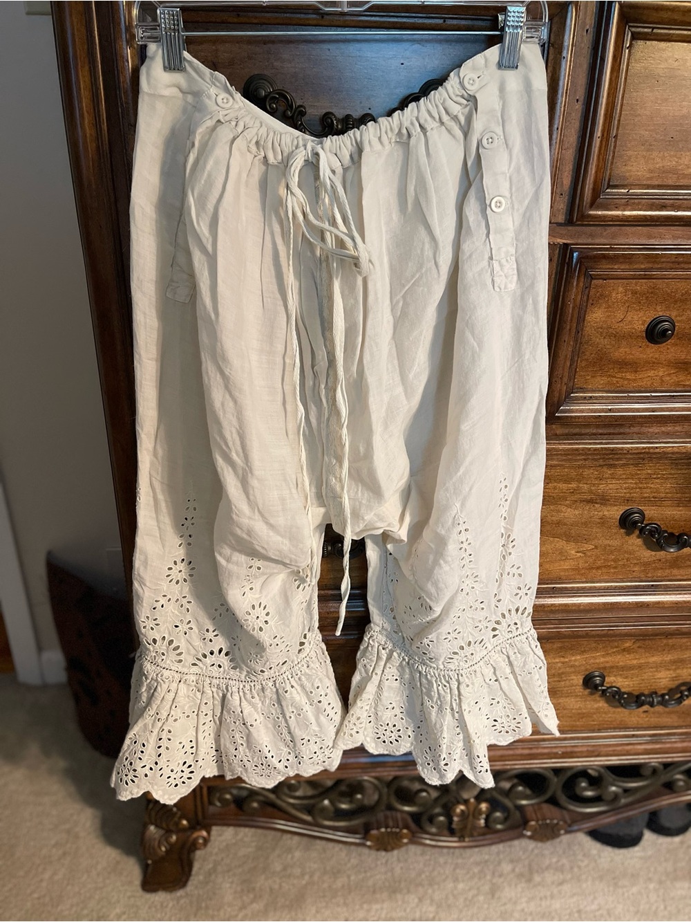 Magnolia Pearl White Eyelet Capris with Ruffle Hem - Picture 3 of 5